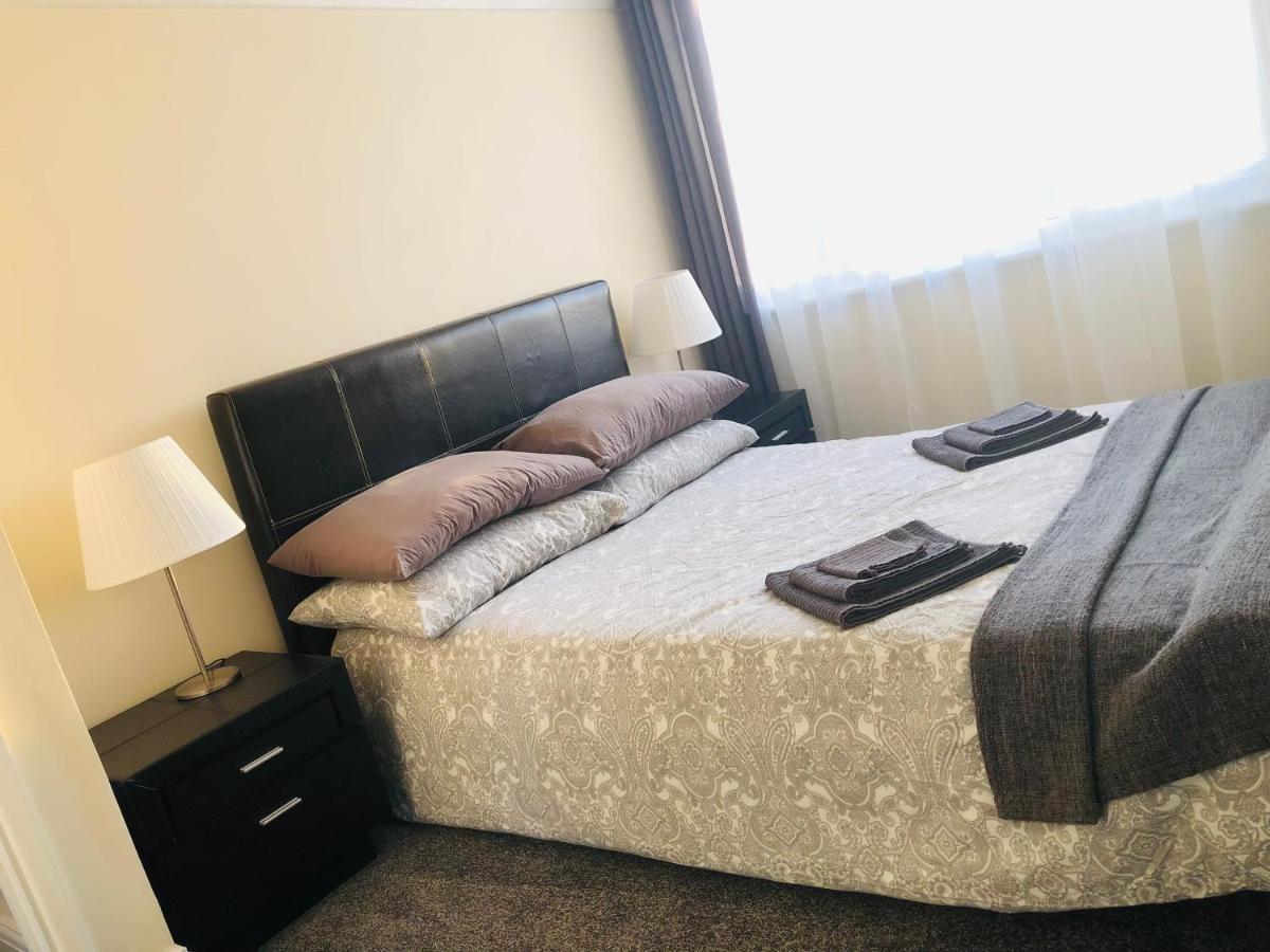 Ac Lounge 119a Apartment Rochford